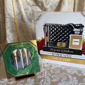 Wicked Brand new makeup brushes set of 4 
Never opened or used.